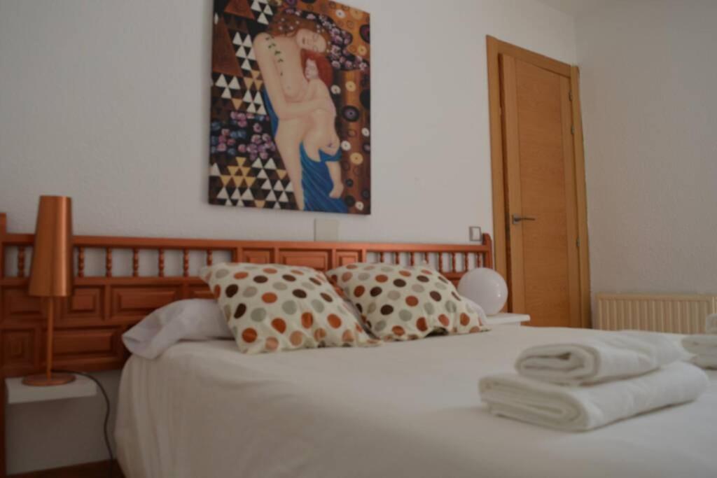 Apartamento Turistico Faro De Luno ซาน บีเซนเต เด ลา บาร์เกรา ภายนอก รูปภาพ