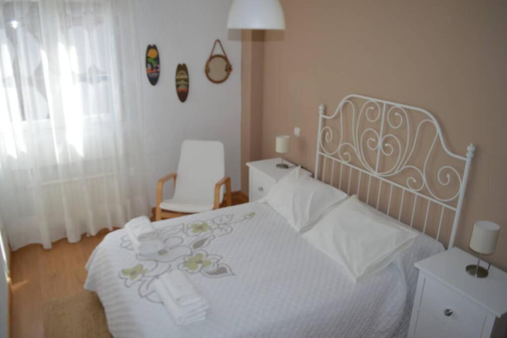 Apartamento Turistico Faro De Luno ซาน บีเซนเต เด ลา บาร์เกรา ภายนอก รูปภาพ