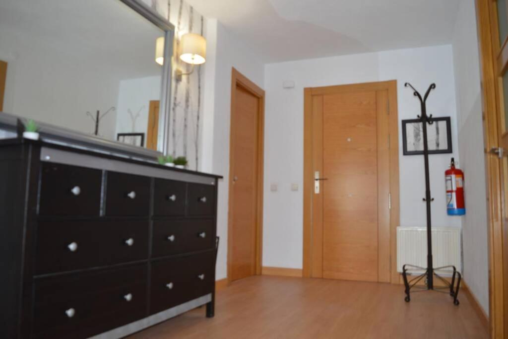 Apartamento Turistico Faro De Luno ซาน บีเซนเต เด ลา บาร์เกรา ภายนอก รูปภาพ