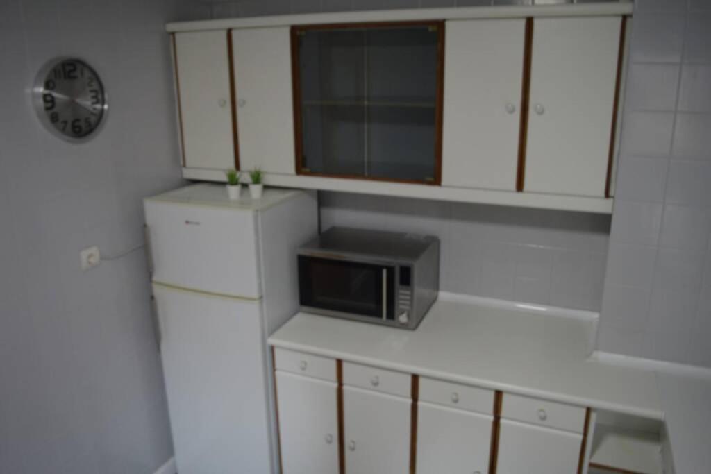 Apartamento Turistico Faro De Luno ซาน บีเซนเต เด ลา บาร์เกรา ภายนอก รูปภาพ